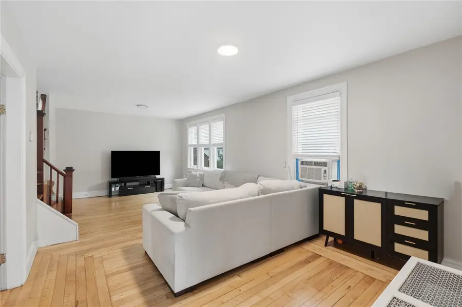 16 Beechcrest Street, Warwick, RI 02888 - #3