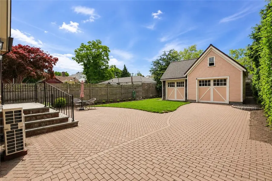 21 Elm Street, Newport, RI 02840 - #3