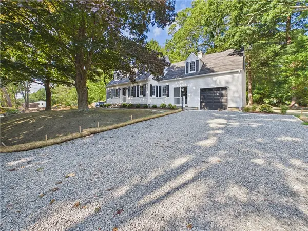 229 Hunt Avenue, South Kingstown, RI 02879