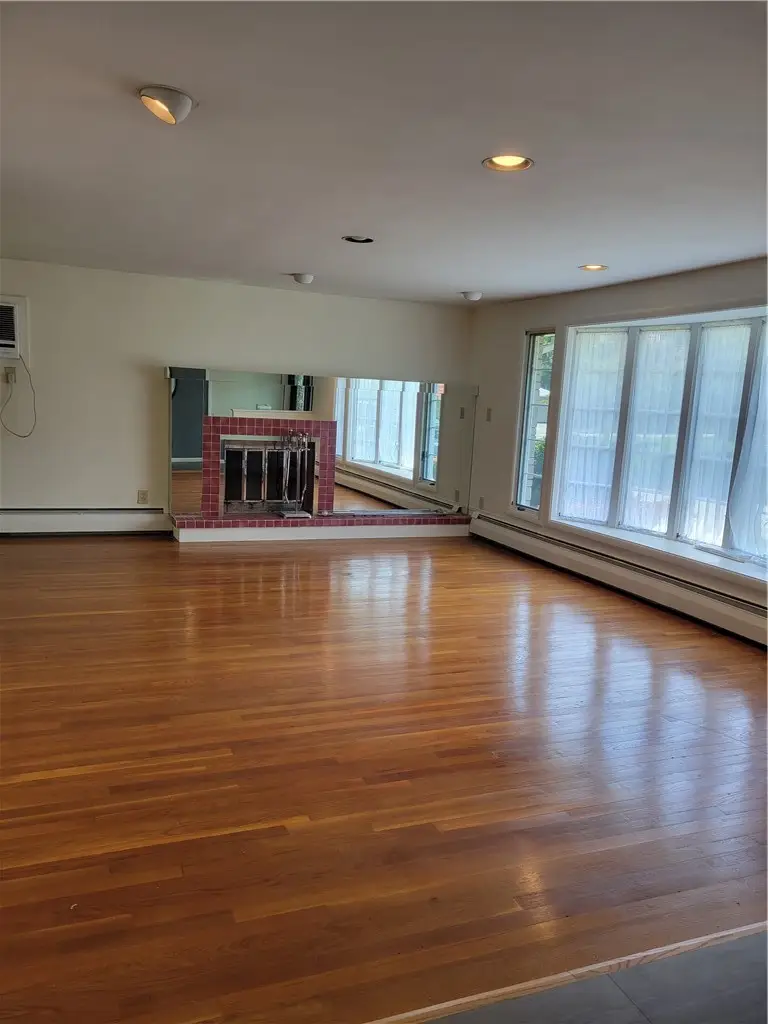 71 Sheffield Road, Cranston, RI 02920 - #3
