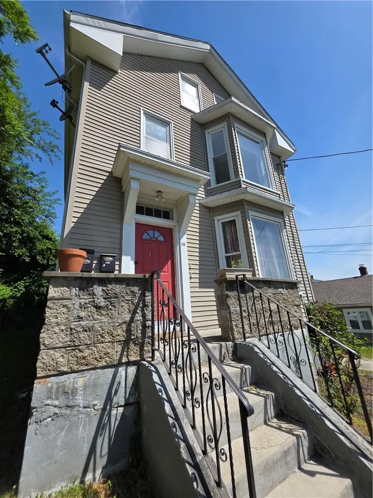 216 Maplewood Avenue, Cranston, RI 02920 - #3