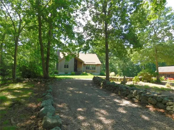 20 Small Pox Trail, Richmond, RI 02892