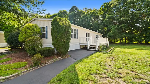 8 Lisa's Way, Coventry, RI 02816