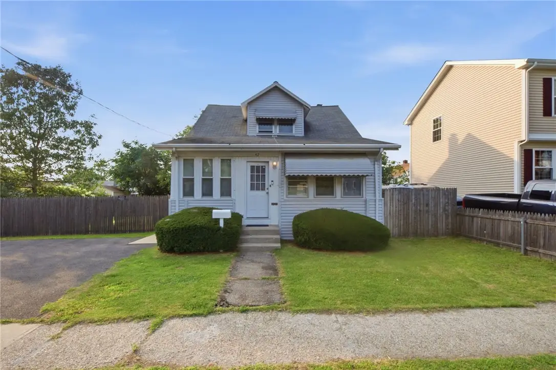 42 Riverview Avenue, Pawtucket, RI 02860 - #1
