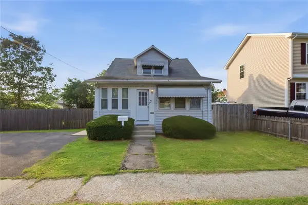 42 Riverview Avenue, Pawtucket, RI 02860