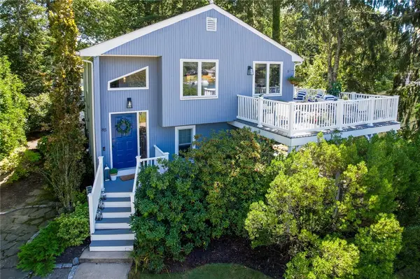 85 North River Drive, Narragansett, RI 02882