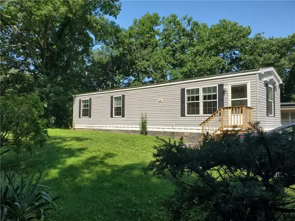 20 Lane 7 Lane, Coventry, RI 02816