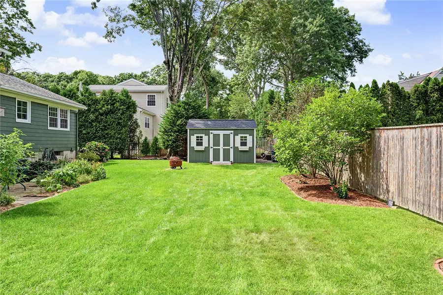 10 Cherry Lane, Barrington, RI 02806 - #3