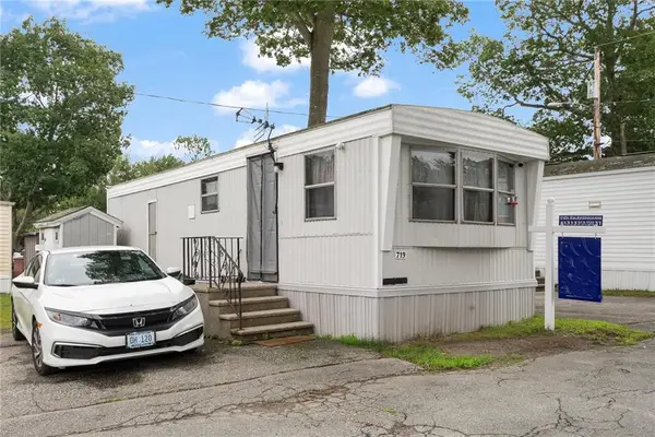 719 Forest Park, Middletown, RI 02842