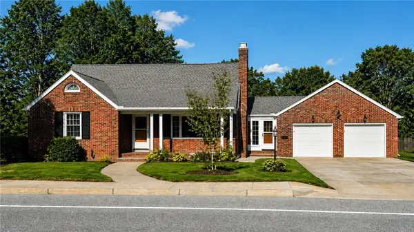 415 George Waterman Road, Providence, RI 02919