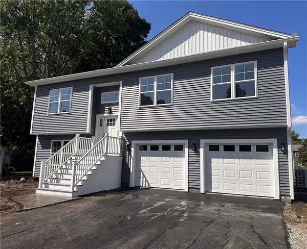 67 Kenway Avenue, Warwick, RI 02889