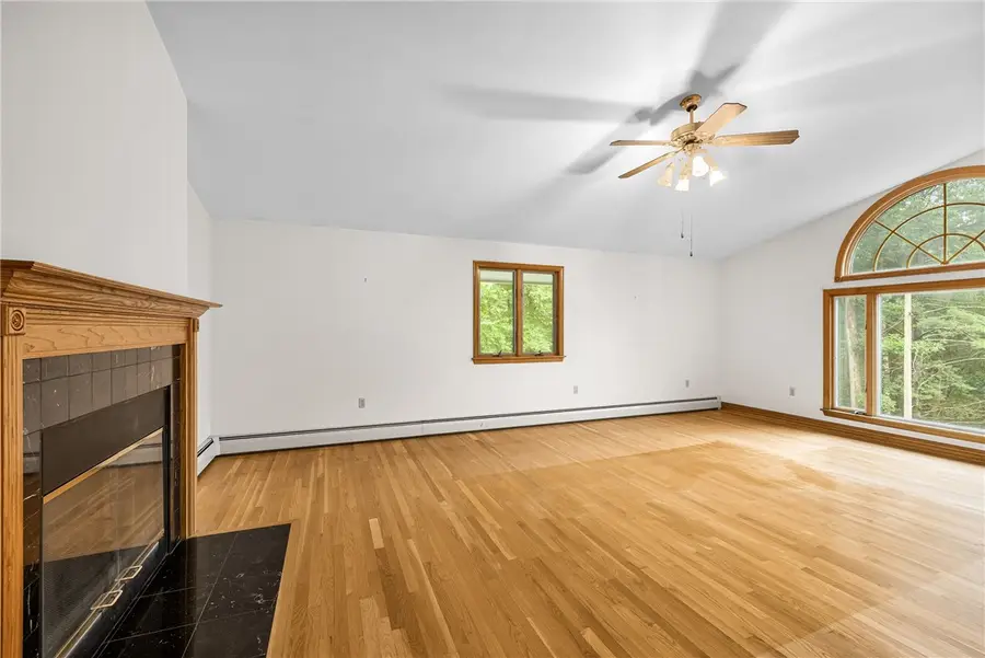 2157 Middle Road, East Greenwich, RI 02818 - #2