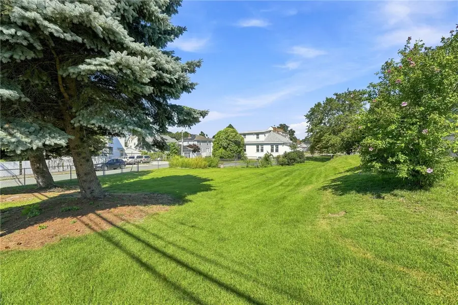 7 Old Whipple Street, Cumberland, RI 02864 - #2