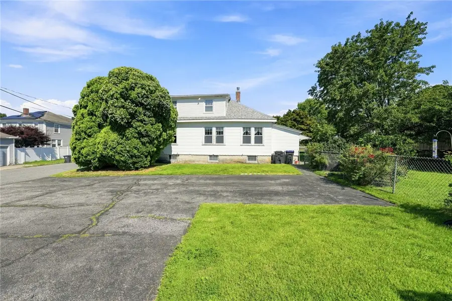 7 Old Whipple Street, Cumberland, RI 02864 - #3