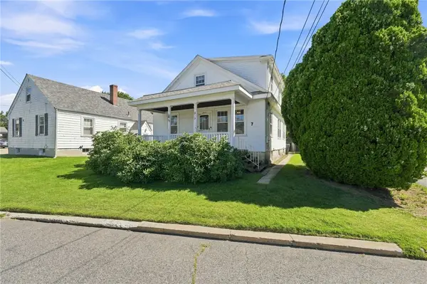 7 Old Whipple Street, Cumberland, RI 02864