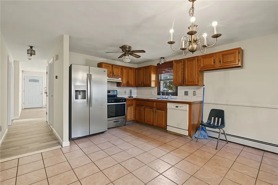 29 Stillwater Avenue, Providence, RI 02908 - #3
