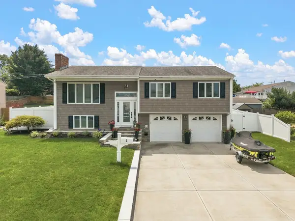 5 Kent Avenue, East Providence, RI 02914