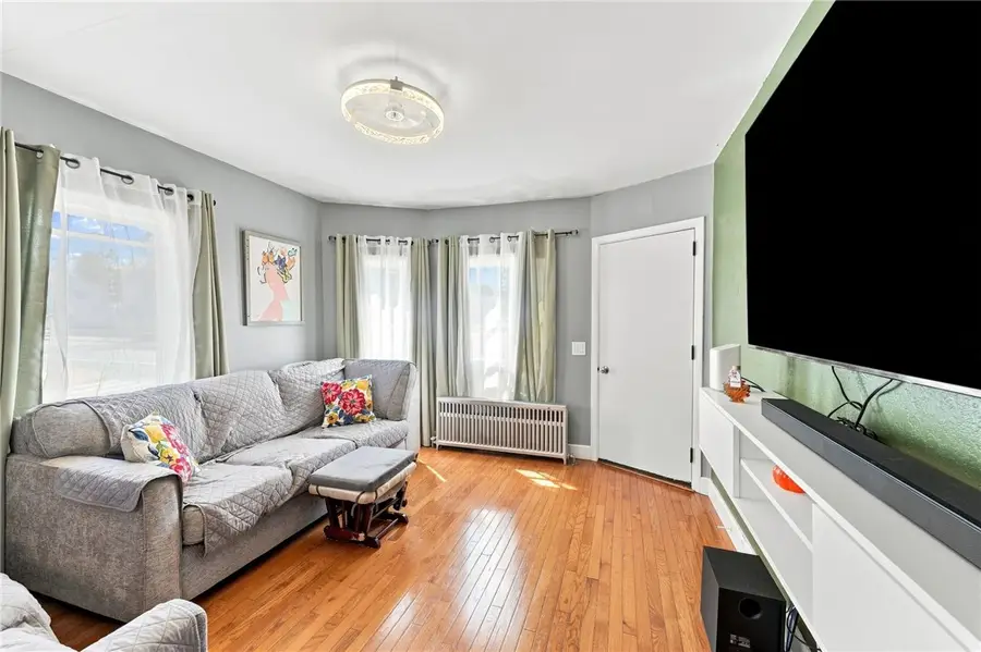353 Smithfield Avenue, Pawtucket, RI 02860 - #3