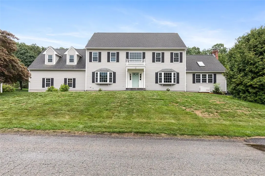 12 Frederick Lane, Cumberland, RI 02864 - #1