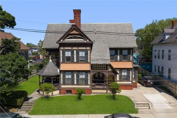 20 Bainbridge Avenue, Providence, RI 02909