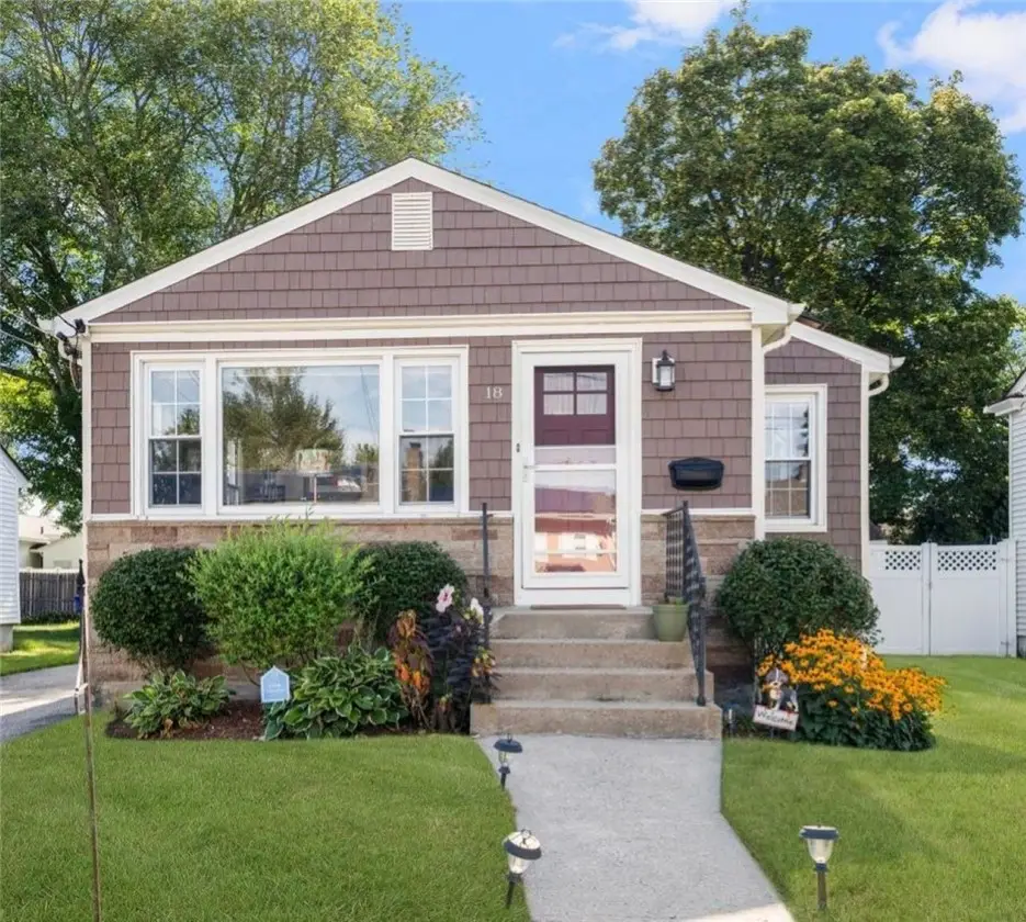 18 Pine Street, North Providence, RI 02911 - #1