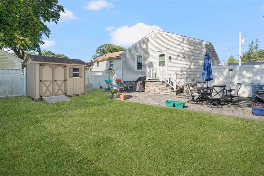 18 Pine Street, North Providence, RI 02911 - #3