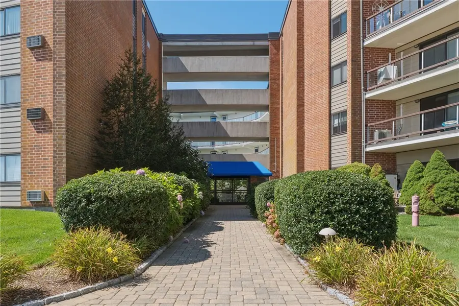 1314 Capella South #1314, Newport, RI 02840 - #2