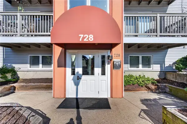 728 Beverage Hill Avenue #17, Pawtucket, RI 02861