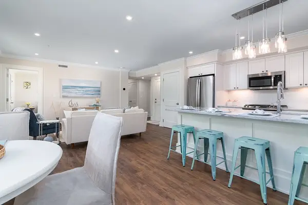 20 East Bowery Street #1A, Newport, RI 02840