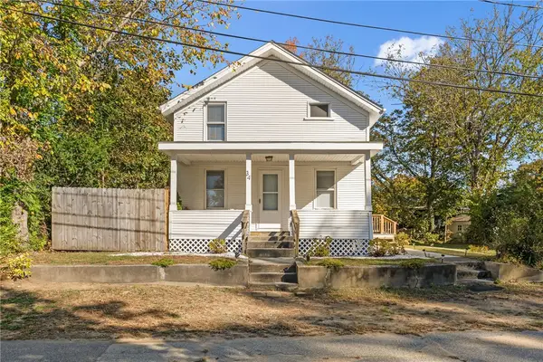 34 Read Avenue, Barrington, RI 02806