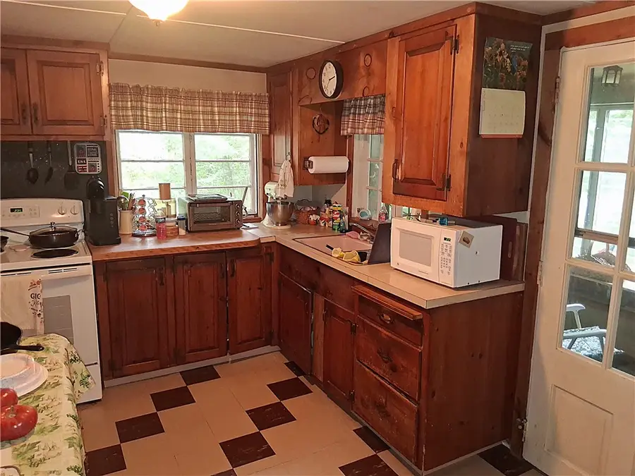 330 Narrow Lane, North Kingstown, RI 02852 - #3