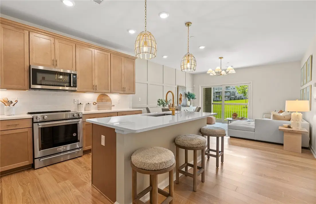 141 East Point Drive #211, Rumford, RI 02916 - #1