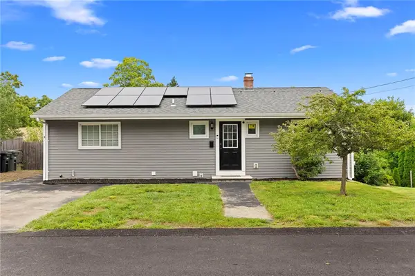 4 Notre Dame Street, Coventry, RI 02816