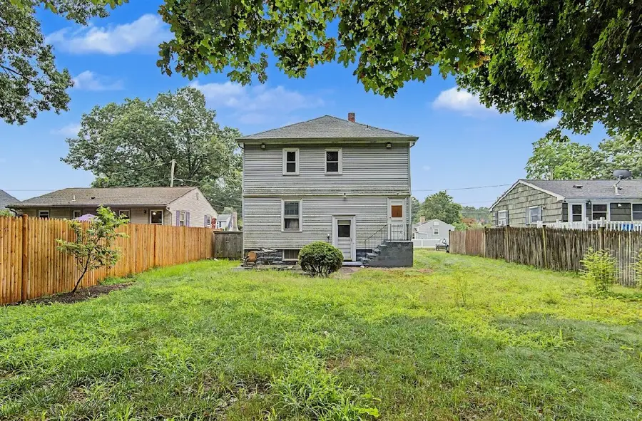 69 Hull Street, Warwick, RI 02888 - #3