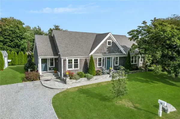 10 Maywood Road, Narragansett, RI 02882