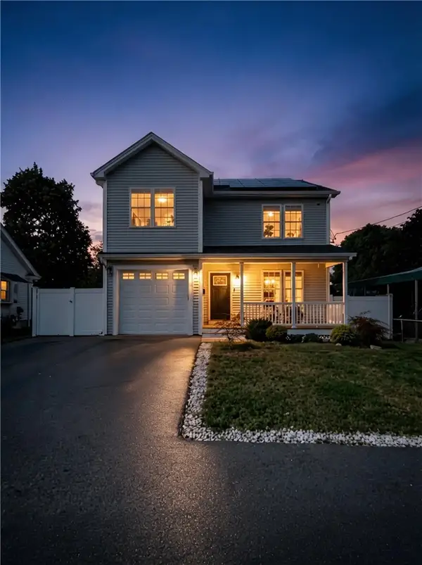 148 Hunts Avenue, Pawtucket, RI 02861