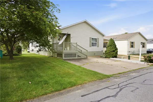 177 Songbird Lane, Tiverton, RI 02878