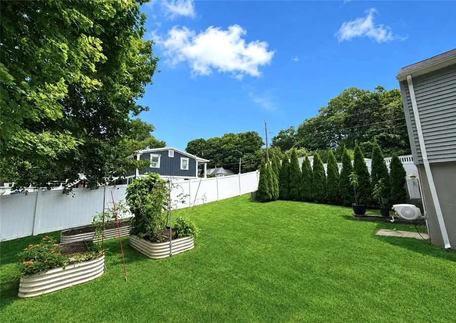 10 Biltmore Avenue, Cumberland, RI 02864 - #3