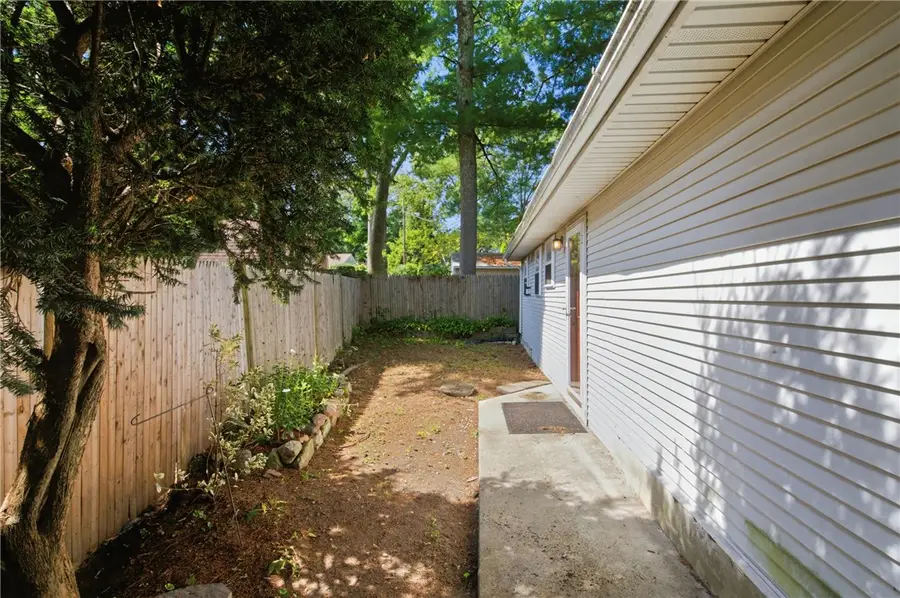 19 Sunset Avenue, Coventry, RI 02816 - #3