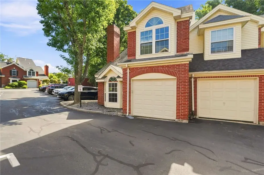 626 Smithfield Road #604, North Providence, RI 02904 - #2