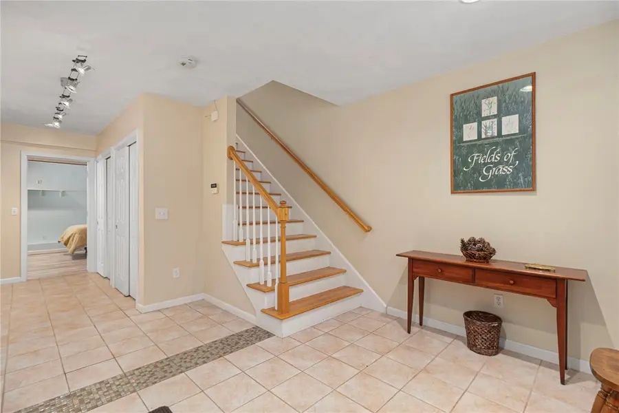 50 Abbott Run Valley Road #1929, Cumberland, RI 02864 - #3