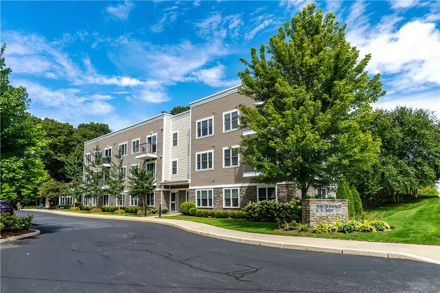 1001 Main Street #12, East Greenwich, RI 02818 - #3