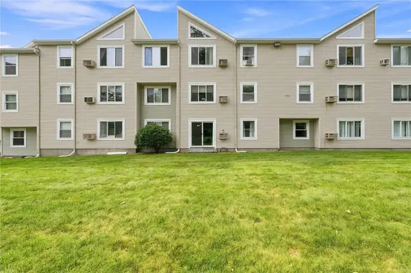 200 Woodlawn Avenue #111, North Providence, RI 02904