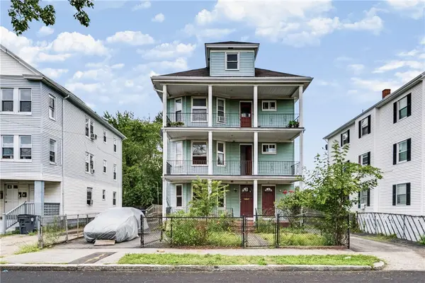 25 Longfellow Terrace, Providence, RI 02907