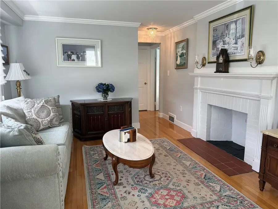 88 Terrace Ave Avenue E, Riverside, RI 02915 - #3