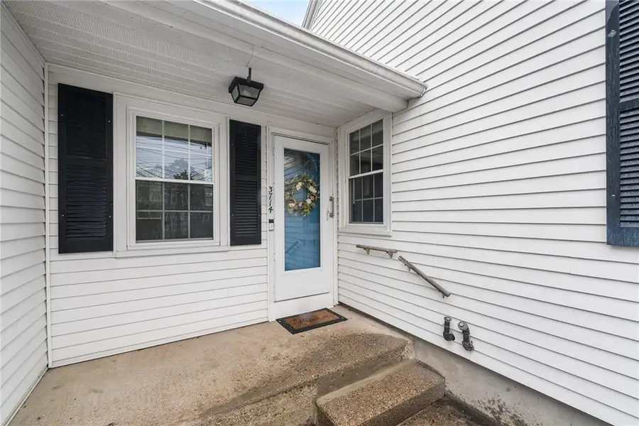 3714 Mendon Road, Cumberland, RI 02864 - #2