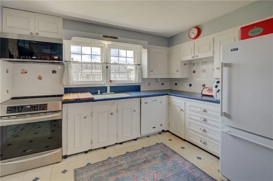 343 Turner Road, Middletown, RI 02842 - #2