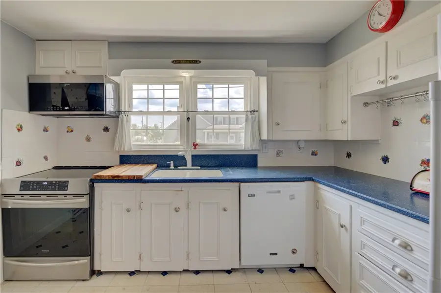 343 Turner Road, Middletown, RI 02842 - #3