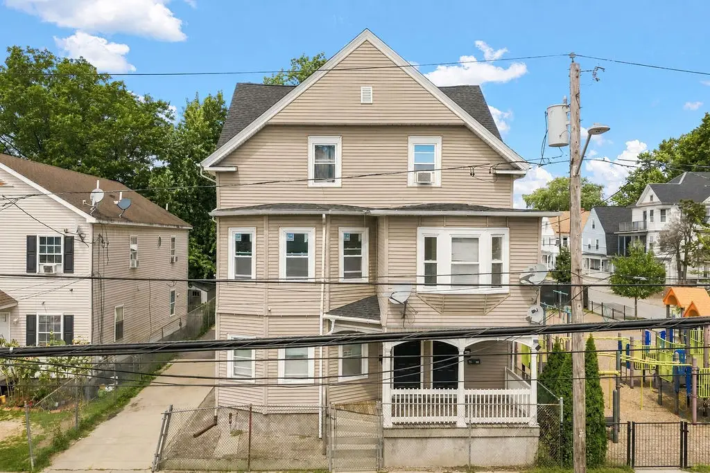 61 Glenham Street, Providence, RI 02907 - #1