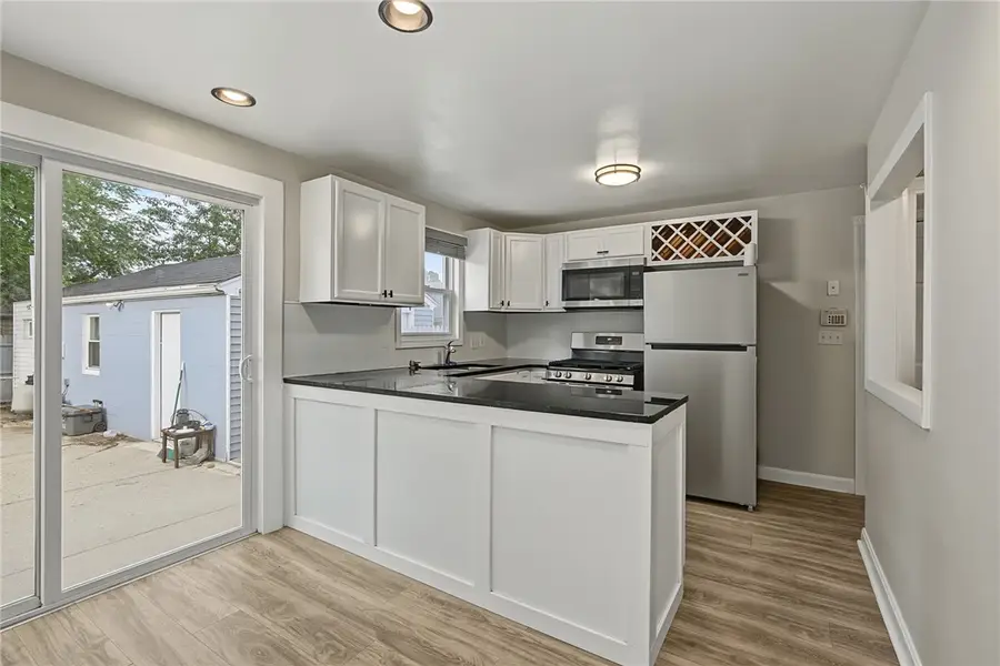 15 Don Court, Pawtucket, RI 02861 - #2